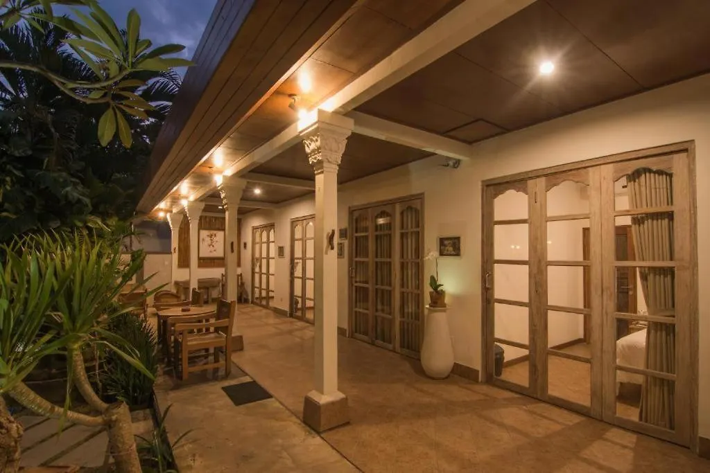 Homestay Bale Seminyak Apartment Indonesia